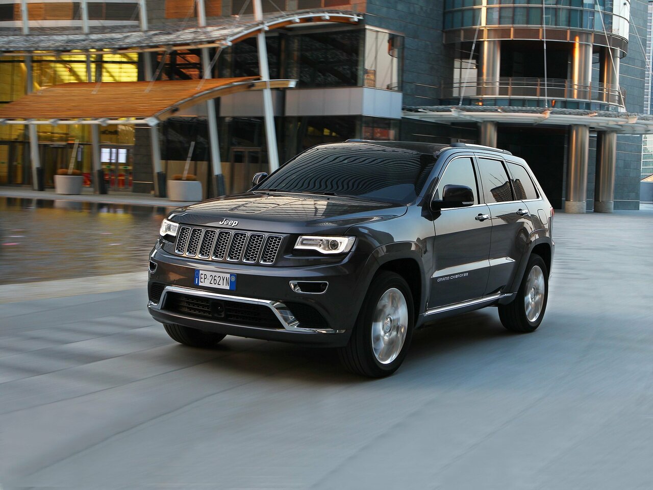 Jeep Grand Cherokee IV (WK2) Рестайлинг внедорожник 5 дв., 2013–2022