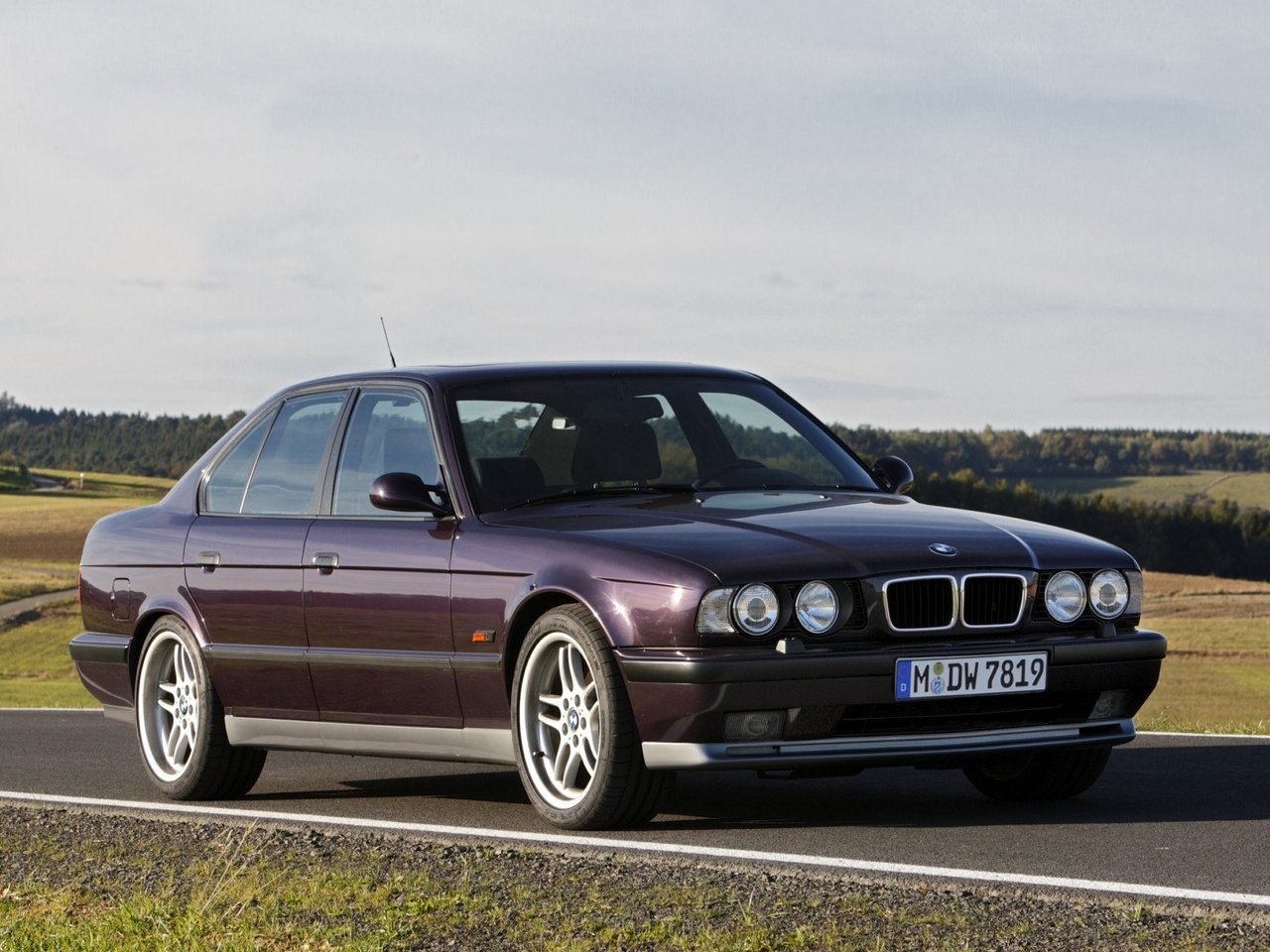 BMW M5 II (E34) седан, 1988–1995
