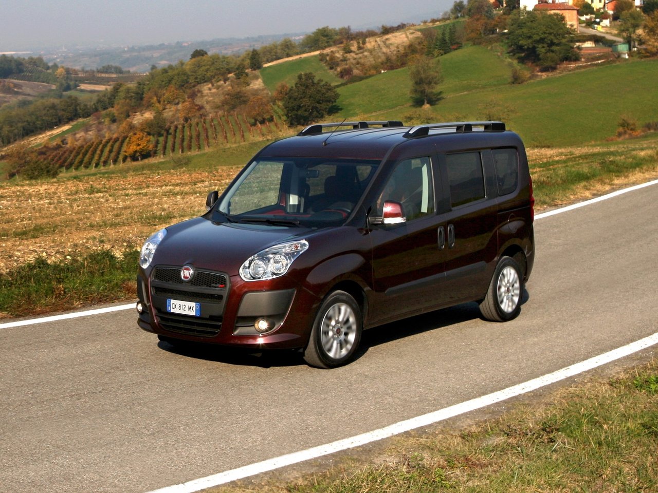 Fiat Doblo II компактвэн, 2009–2015