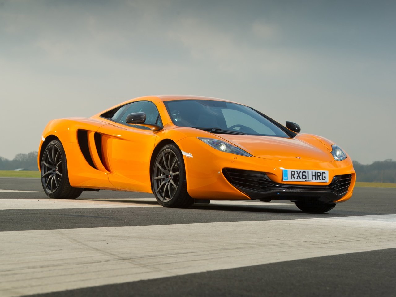 McLaren MP4-12C I купе, 2011–2014