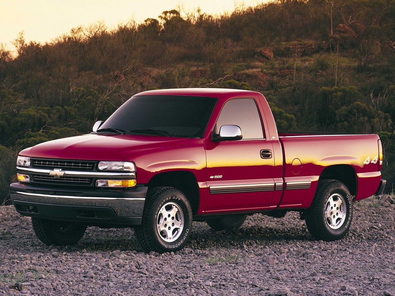 Chevrolet Silverado I (GMT800) пикап одинарная кабина regular cab, 1998–2003