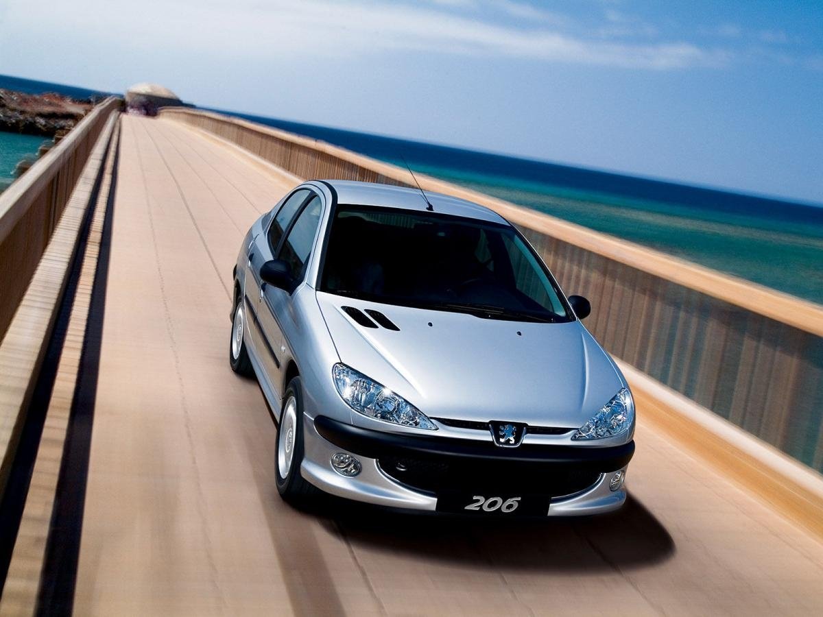 Peugeot 206 I седан, 1998–2012