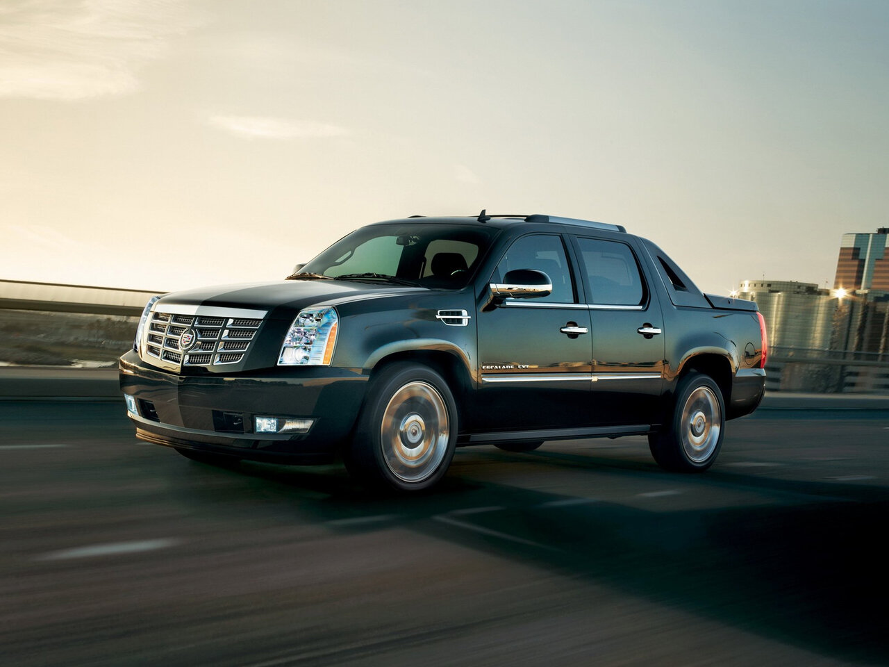 Cadillac Escalade III пикап двойная кабина, 2006–2014