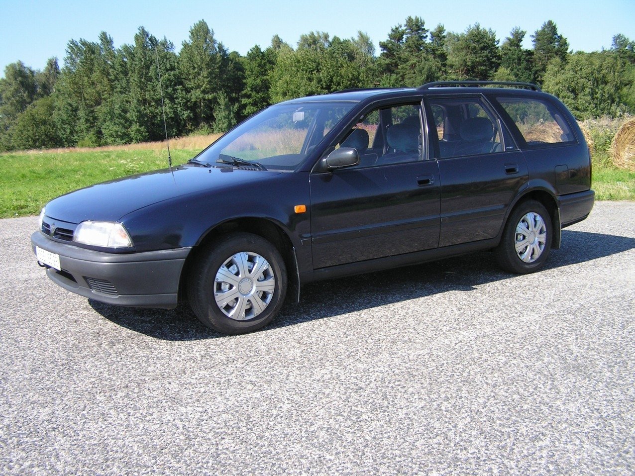 Nissan Primera I (P10) универсал 5 дв., 1990–1997