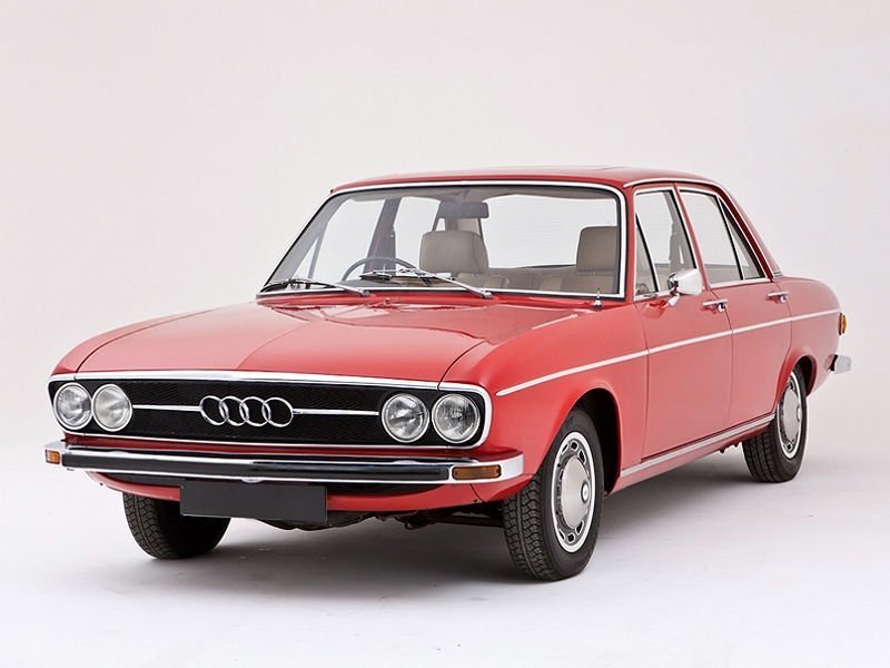 Audi 100 I (C1) седан, 1968–1976