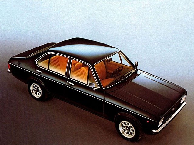 Ford Escort II седан, 1973–1981