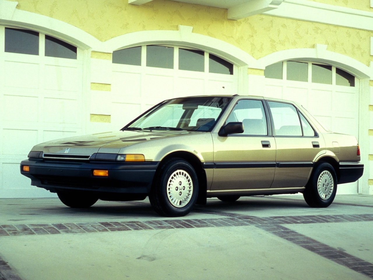 Honda Accord III седан, 1985–1989
