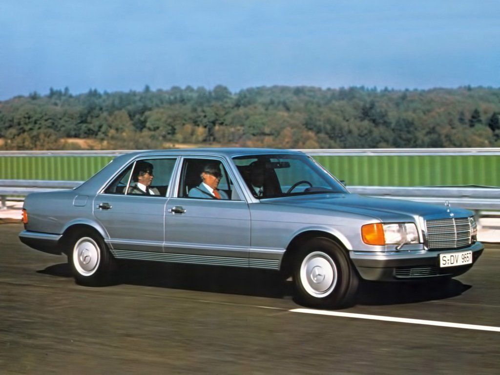 Mercedes-Benz S-Класс II (W126) седан, 1979–1985