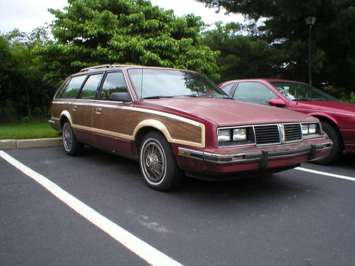 Pontiac 6000 I универсал 5 дв., 1982–1991