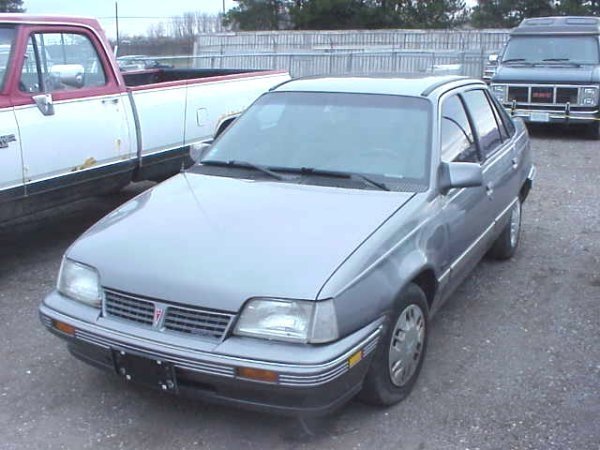 Pontiac LeMans VI седан, 1988–1991