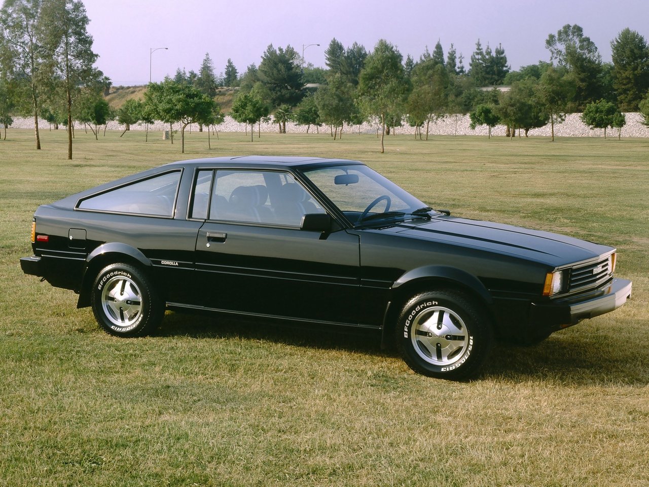 Toyota Corolla IV (E70) лифтбек, 1979–1987