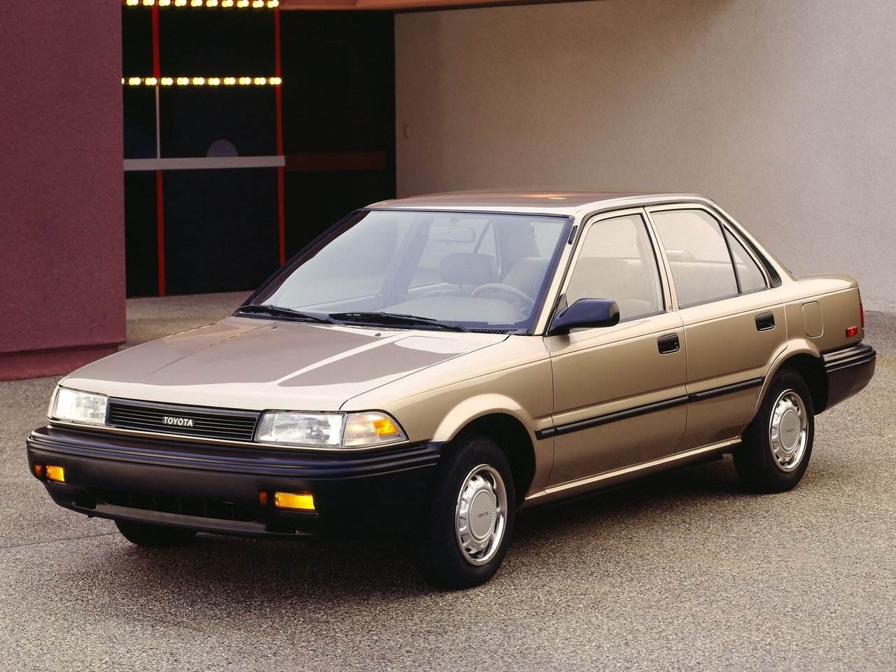 Toyota Corolla VI (E90) седан, 1987–1993