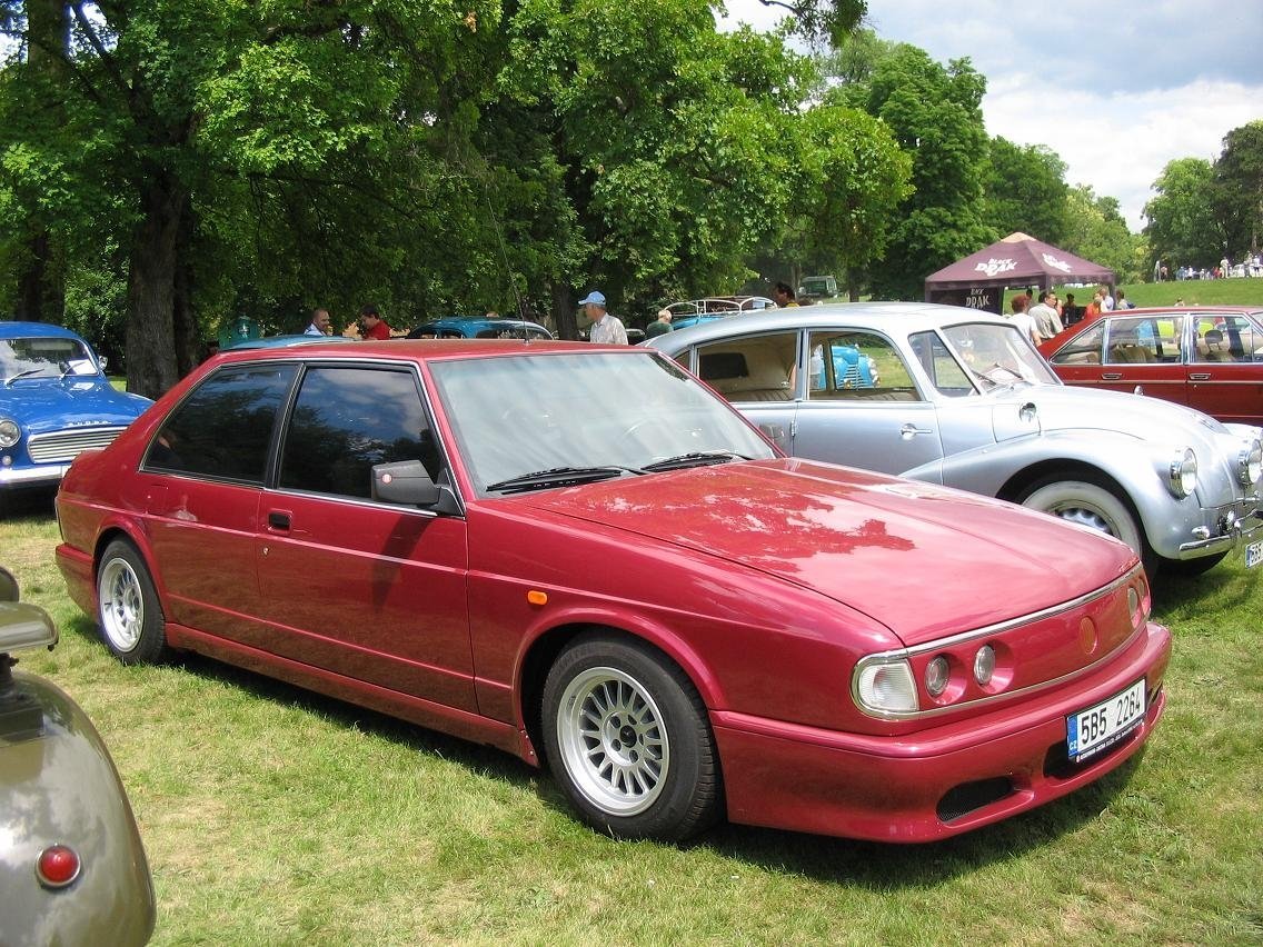 Tatra T700 I седан 2 дв. gt, 1996–1999