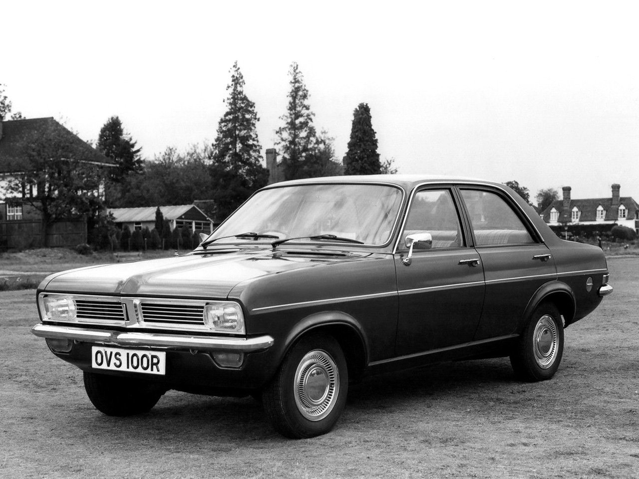 Vauxhall Viva HC седан, 1970–1979
