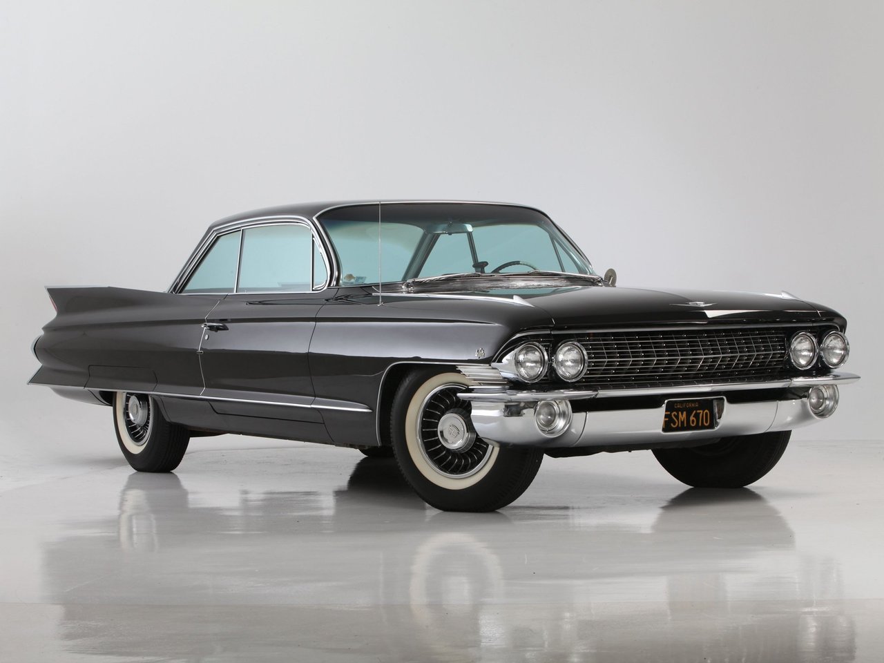 Cadillac DeVille II купе, 1961–1964