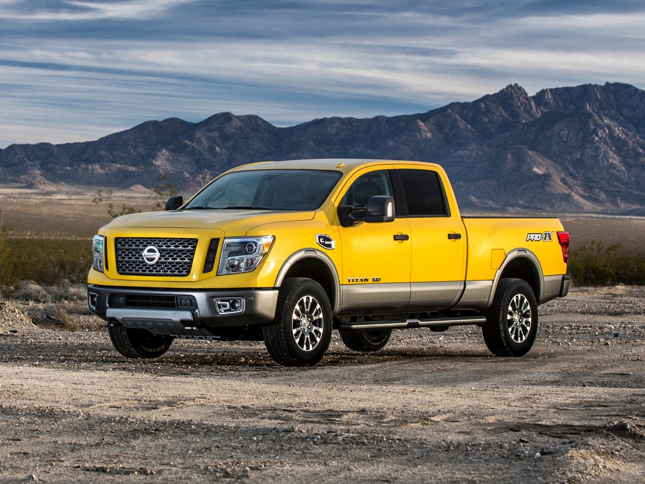 Nissan Titan II пикап двойная кабина, 2015–2019