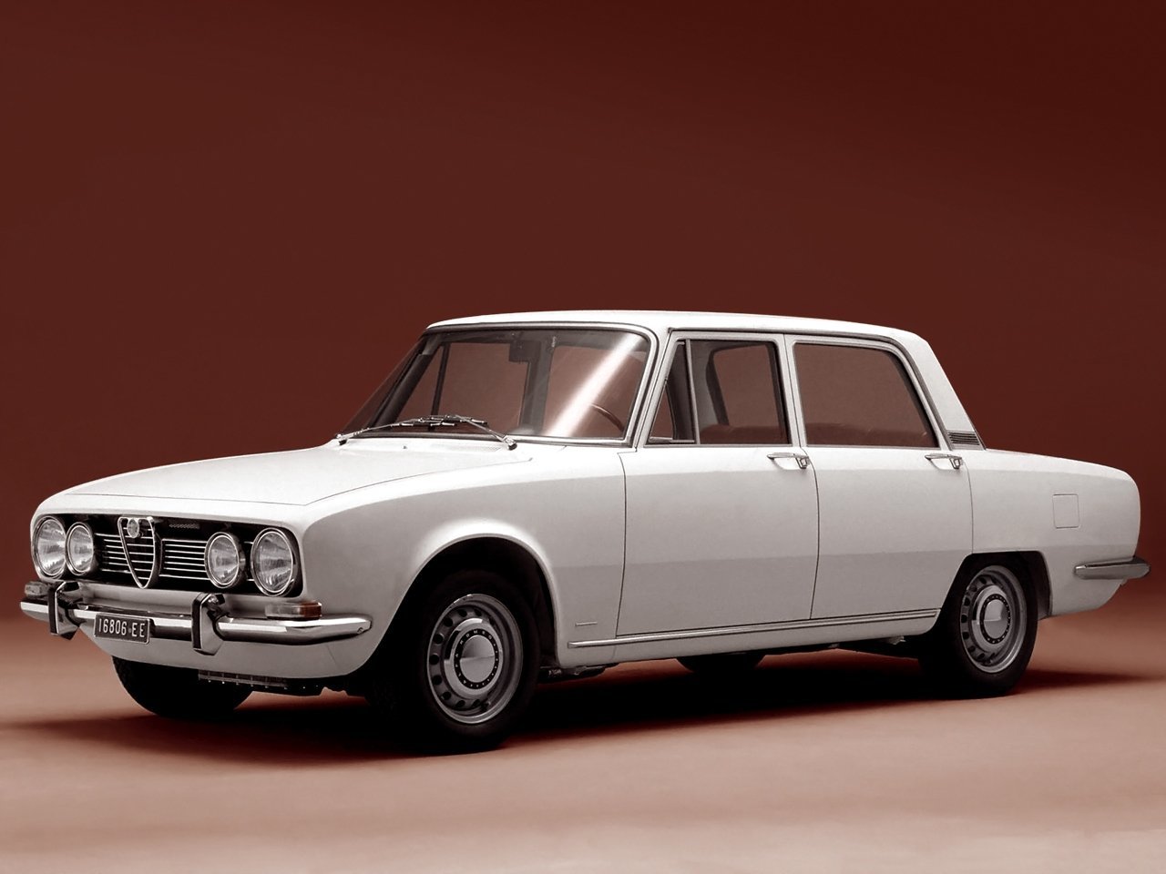 Alfa Romeo 105/115 I седан 1750/2000 berlina, 1965–1977