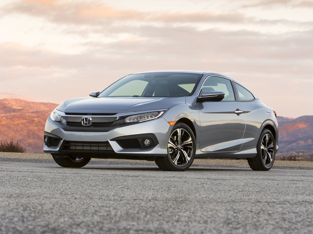 Honda Civic X купе, 2015–2021