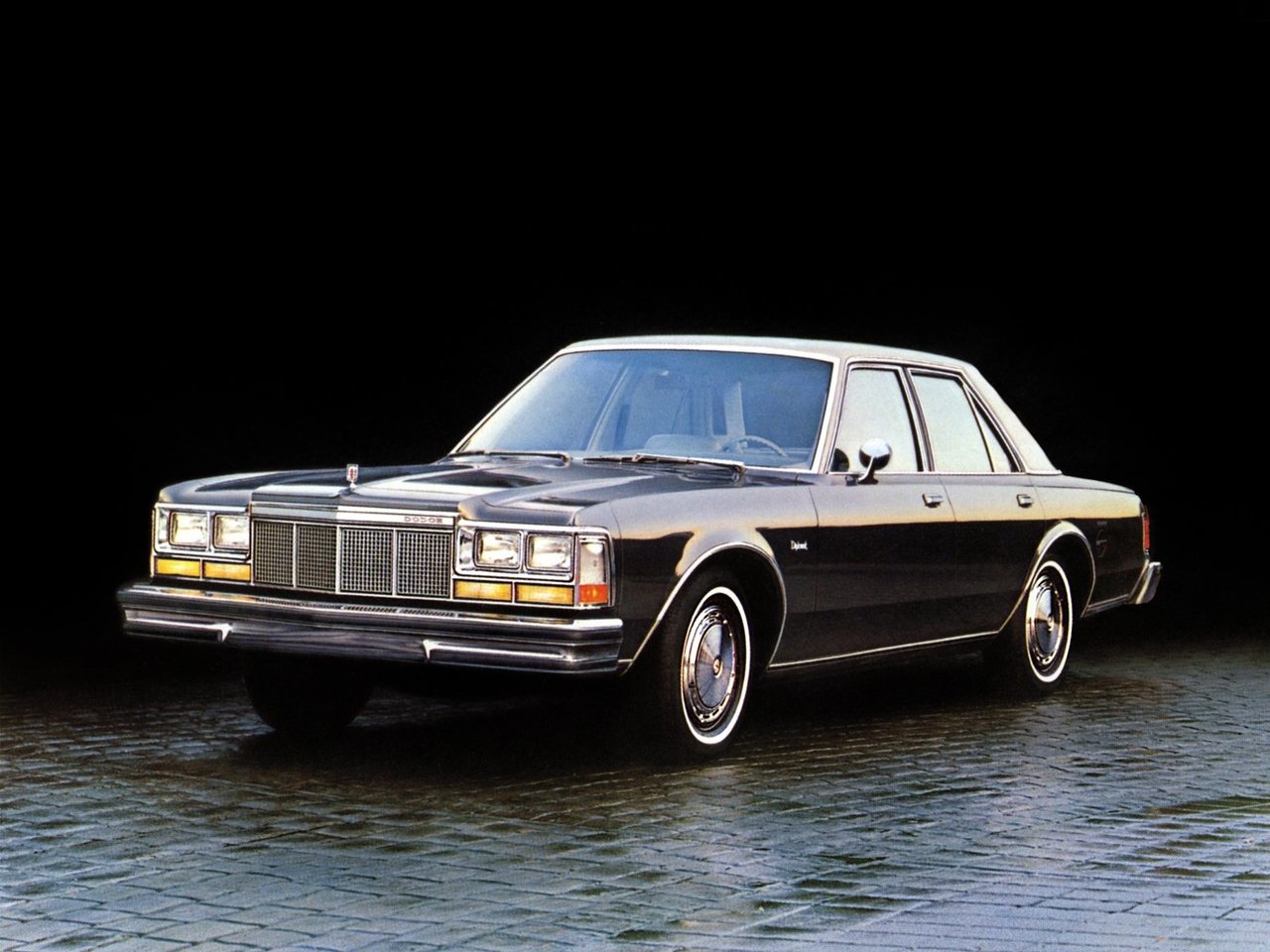 Dodge Diplomat I седан, 1977–1989