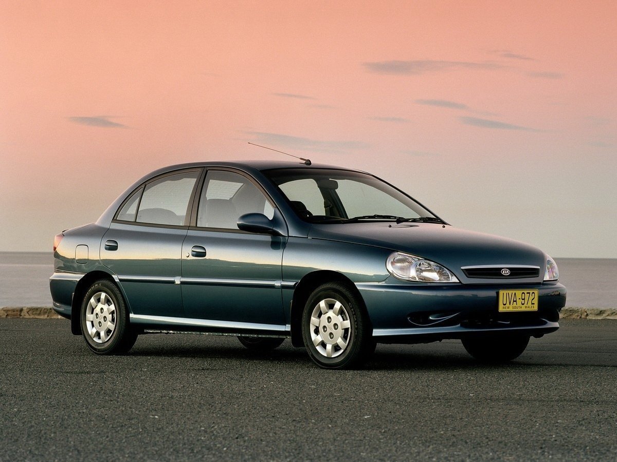 Kia Rio I седан, 1999–2002