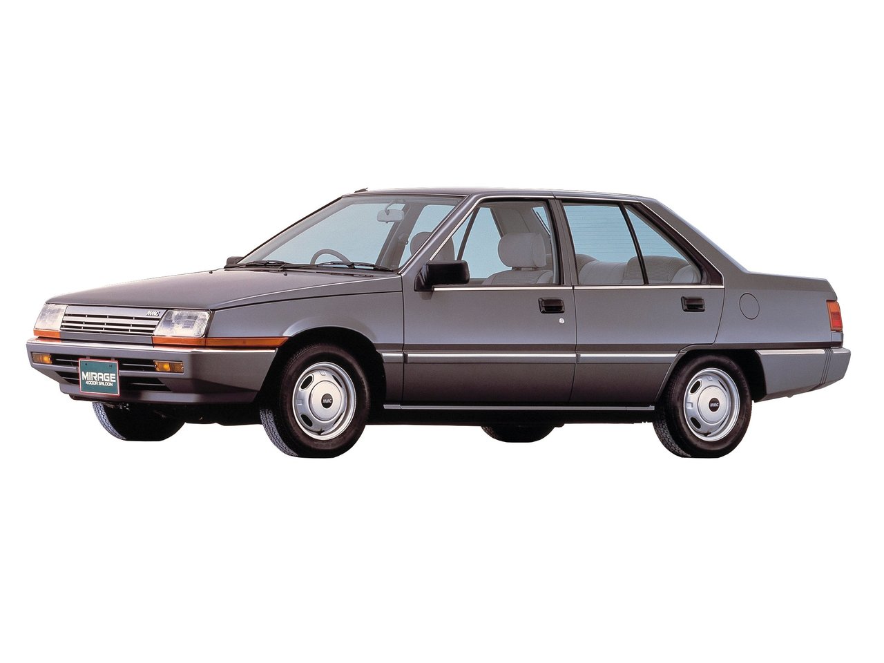 Mitsubishi Mirage II седан, 1983–1988