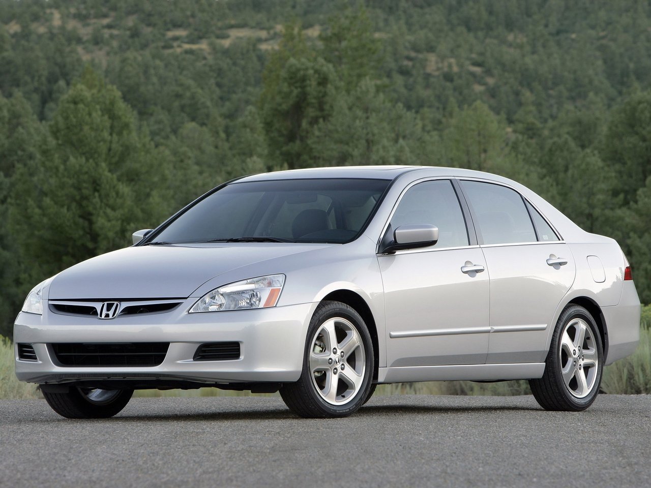 Honda Accord VII Рестайлинг седан us market, 2005–2008