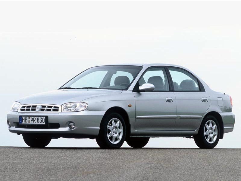 Kia Spectra I седан, 2000–2001