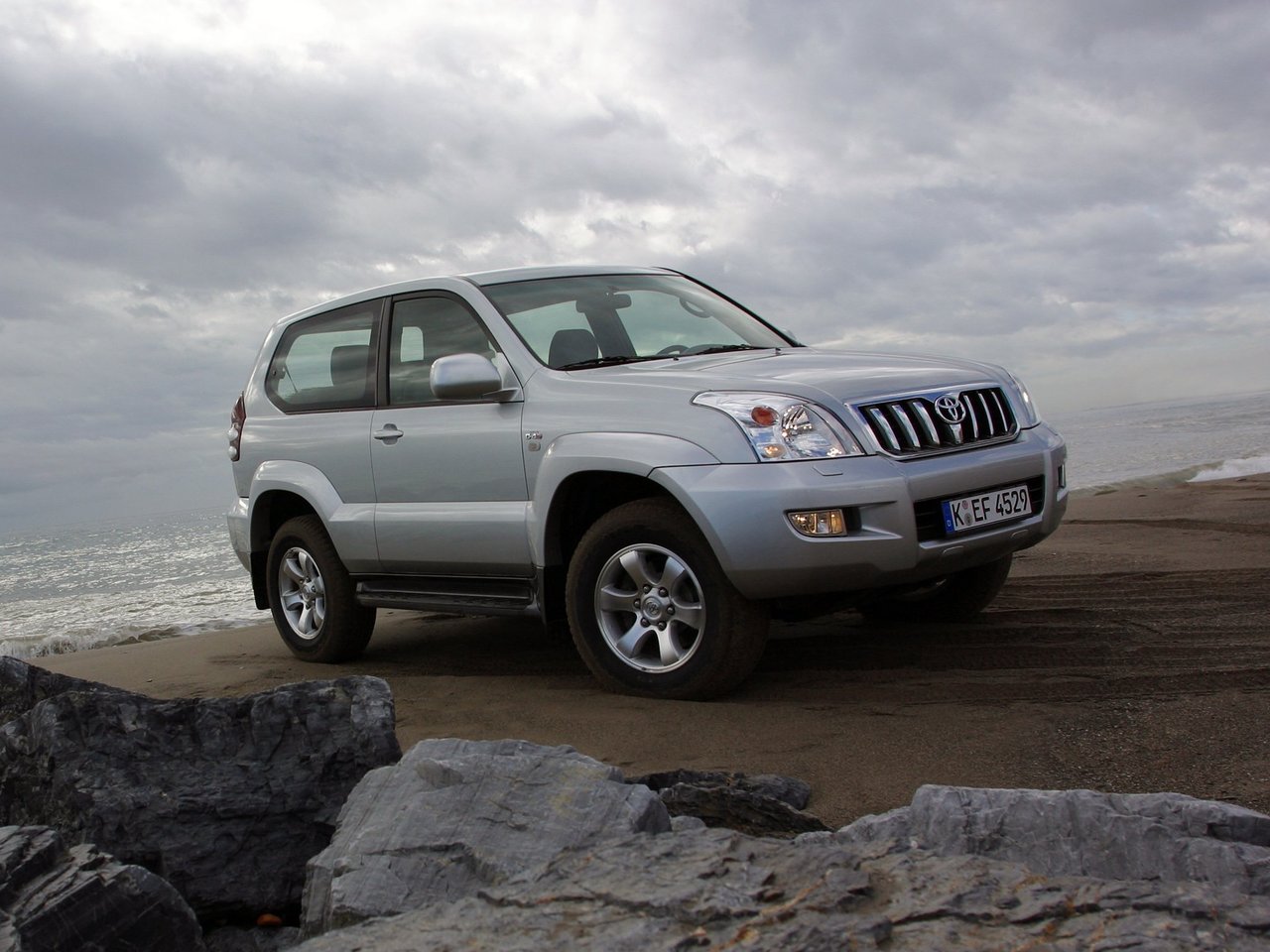 Toyota Land Cruiser Prado 120 Series Рестайлинг внедорожник 3 дв., 2007–2009