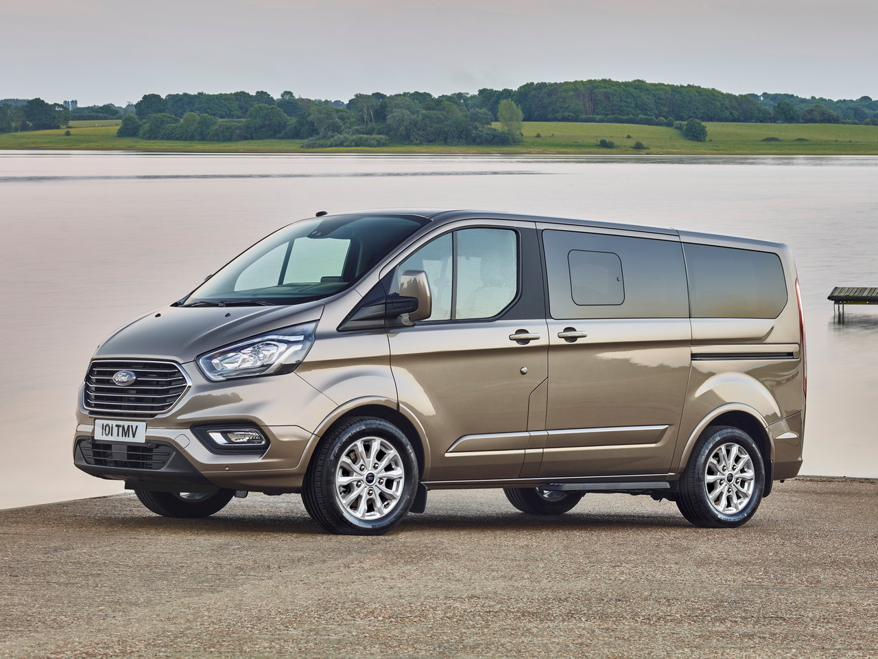 Ford Tourneo Custom I Рестайлинг минивэн swb, 2017–2023