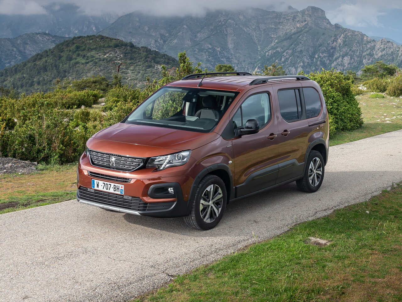 Peugeot Rifter I компактвэн, 2018–н.в.