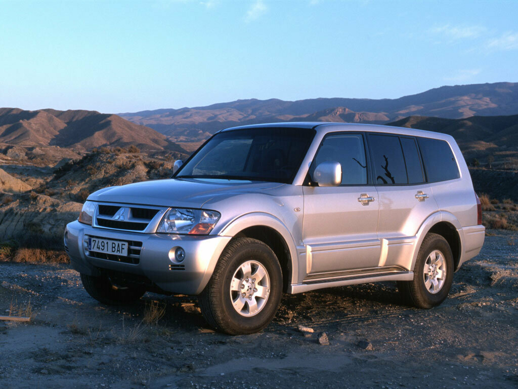 Mitsubishi Pajero III Рестайлинг внедорожник 5 дв., 2002–2006