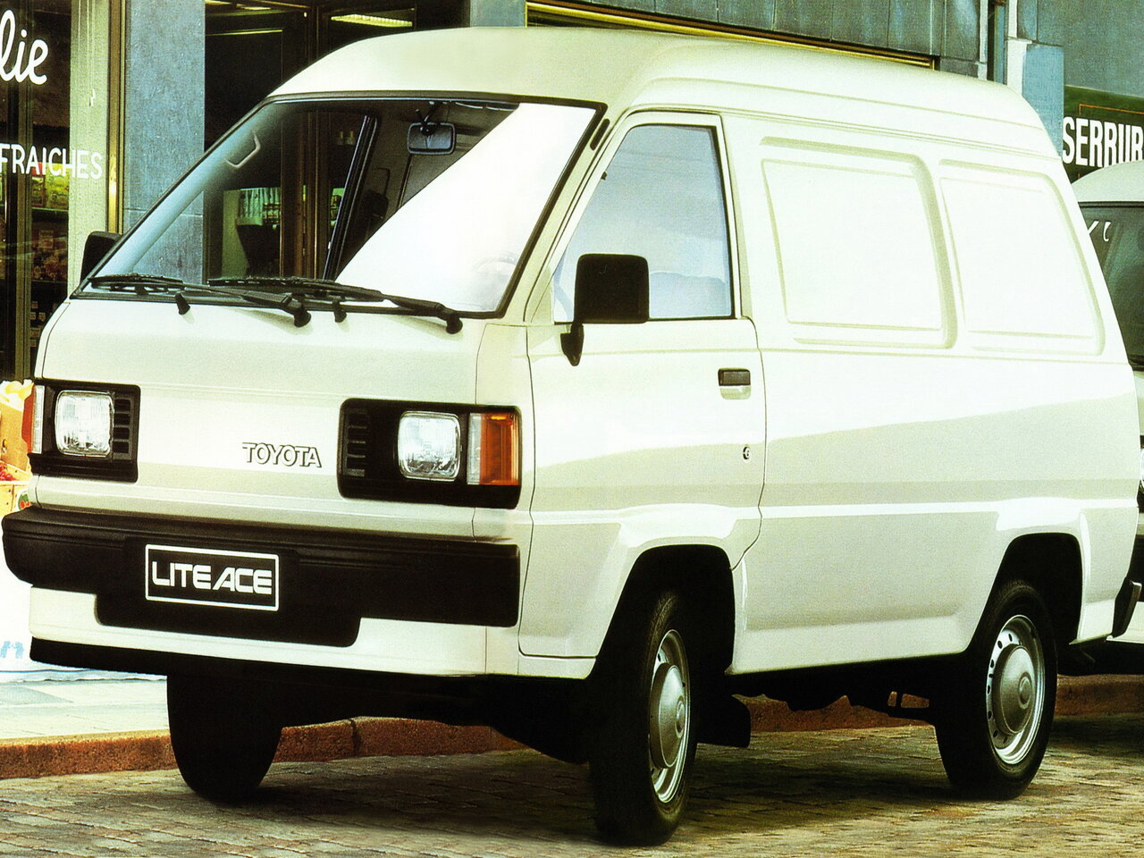 Toyota Lite Ace III фургон, 1985–1992