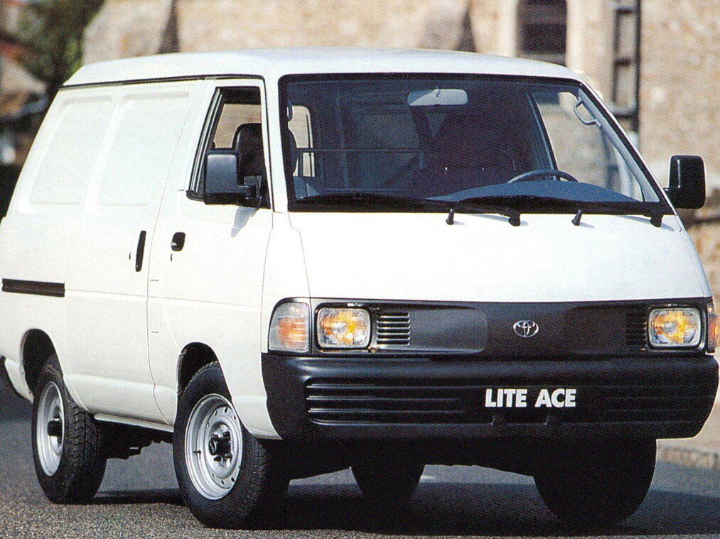 Toyota Lite Ace IV фургон, 1992–1996