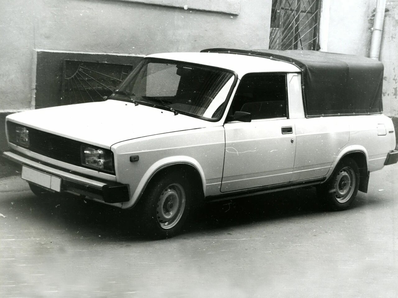 Lada (ВАЗ) 2104 I пикап одинарная кабина, 1984–2012