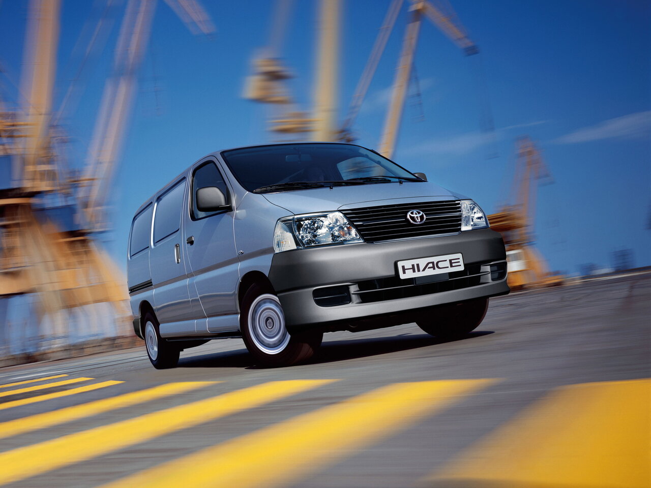 Toyota HiAce XH10 Рестайлинг фургон, 2006–2012