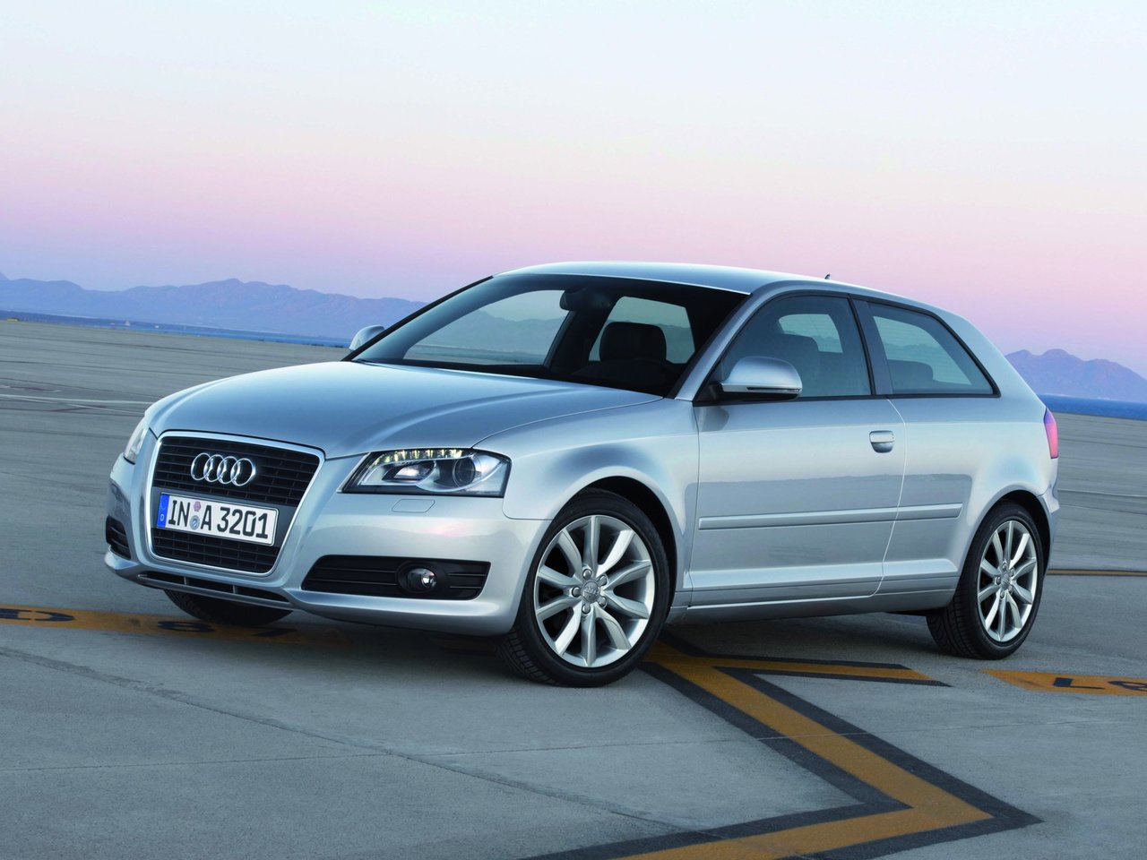 Audi A3 II (8P) Рестайлинг 2 хэтчбек 3 дв., 2008–2013
