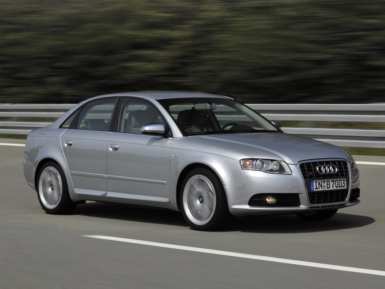 Audi S4 III (B7) седан, 2004–2008