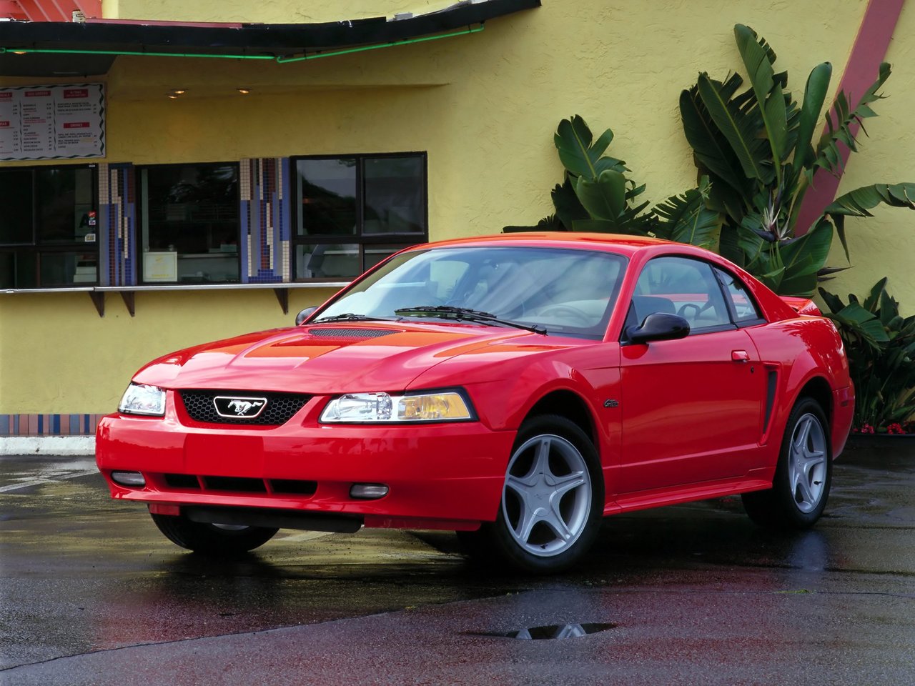 Ford Mustang IV Рестайлинг купе, 1998–2004