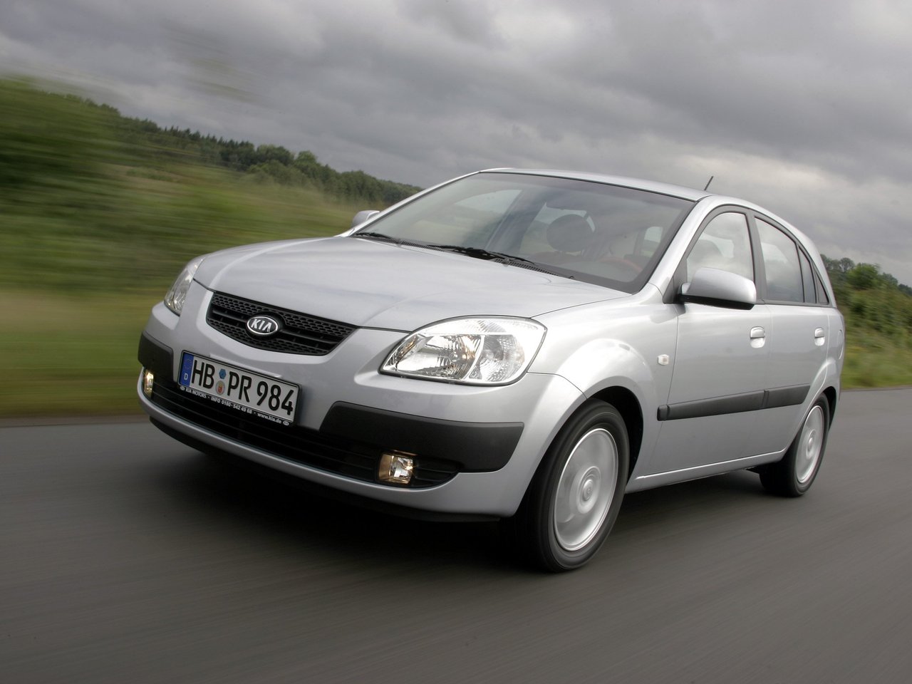 Kia Rio II хэтчбек 5 дв., 2005–2009