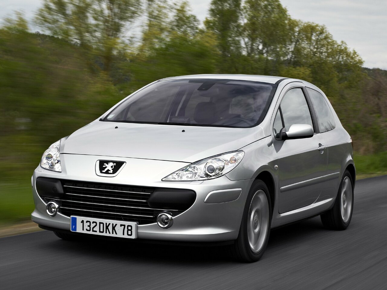 Peugeot 307 I Рестайлинг хэтчбек 3 дв., 2005–2008