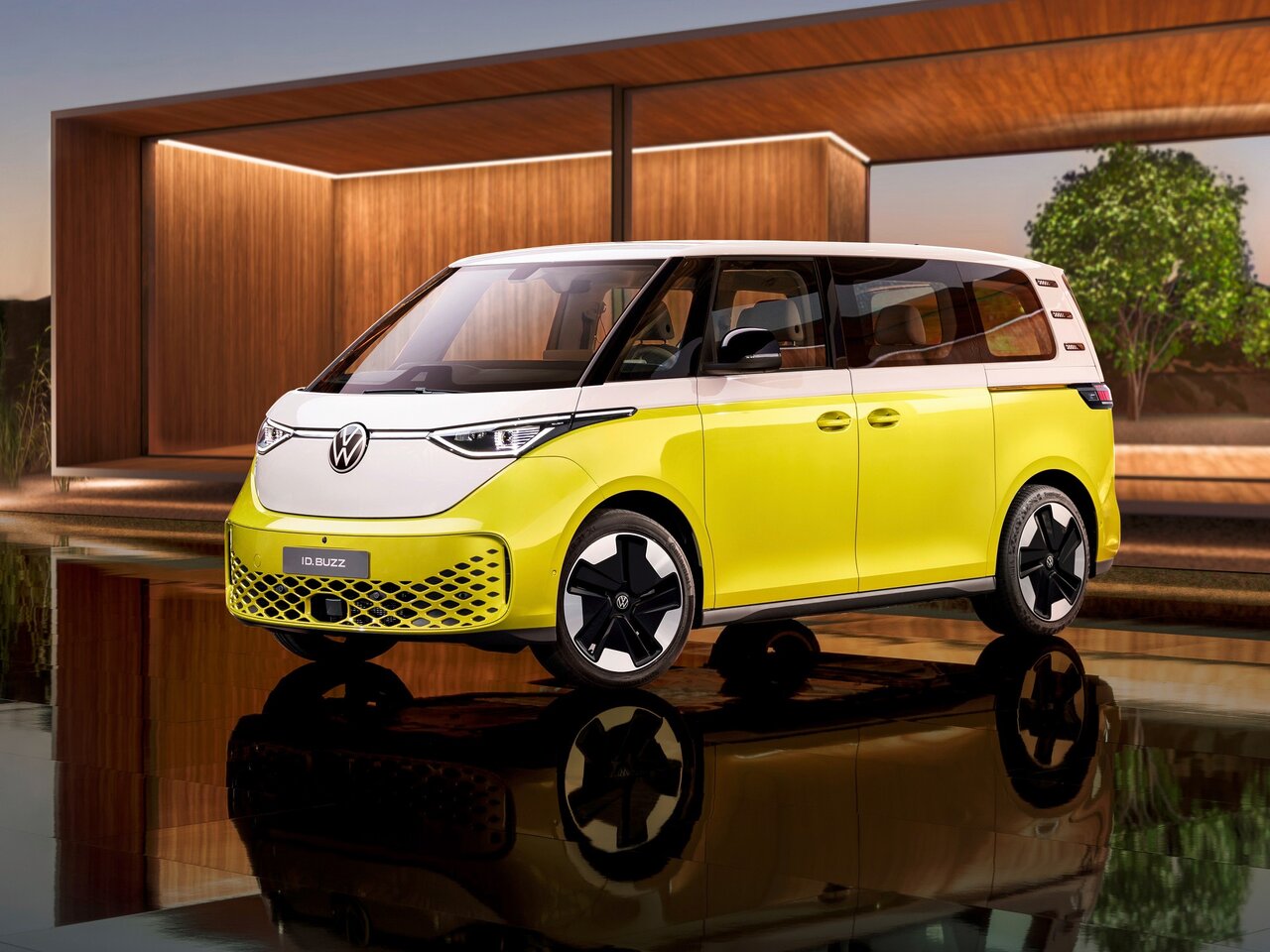 Volkswagen ID.Buzz I минивэн, 2022–н.в.