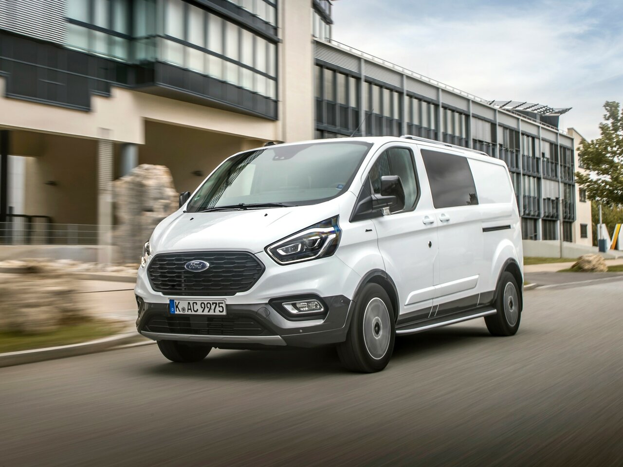 Ford Transit Custom I Рестайлинг минивэн, 2017–2023