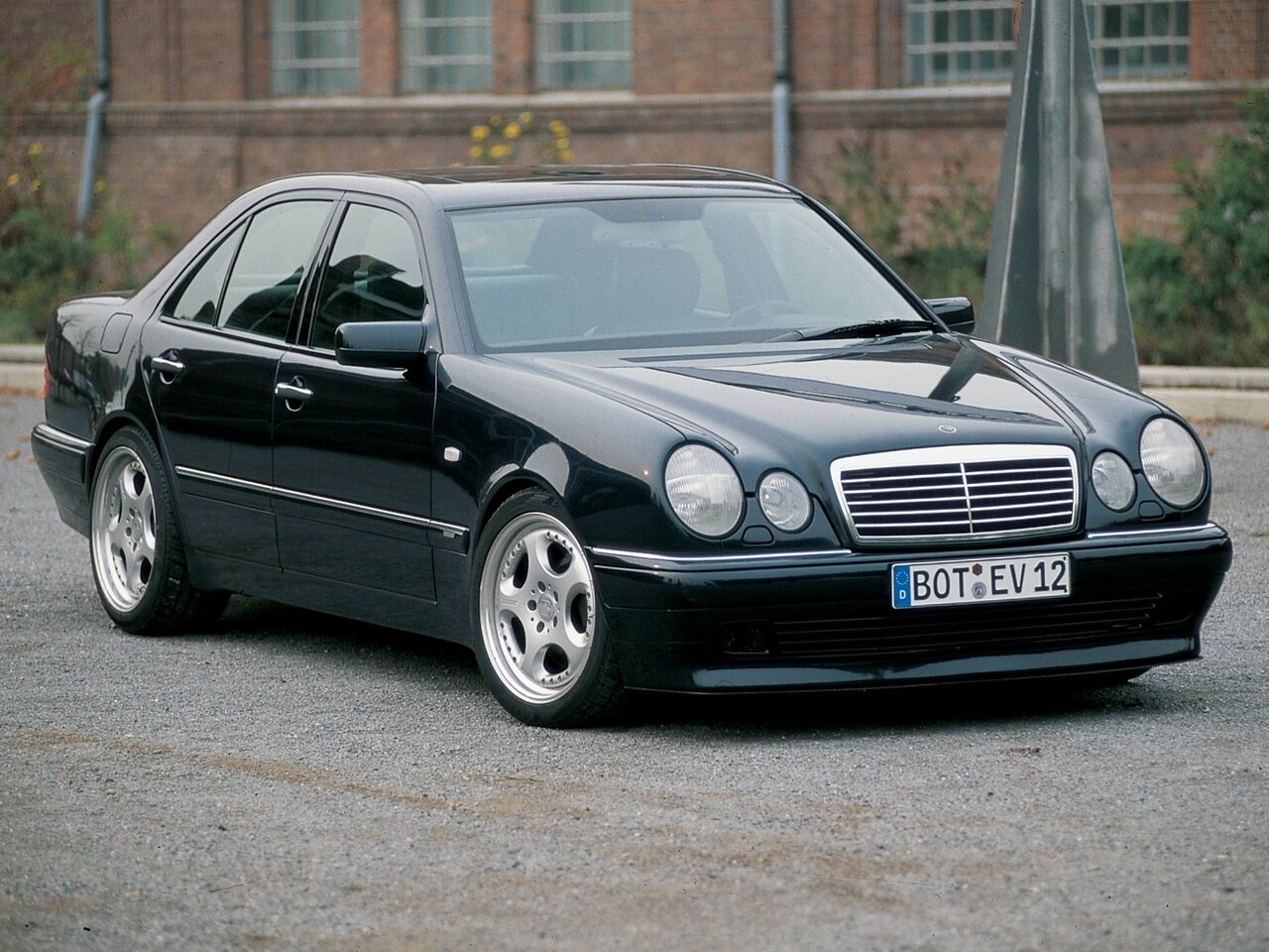 Brabus E V12 W210, S210 седан, 1996–1999