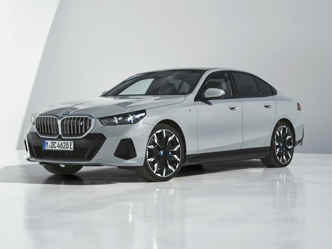 BMW i5 I седан, 2023–н.в.