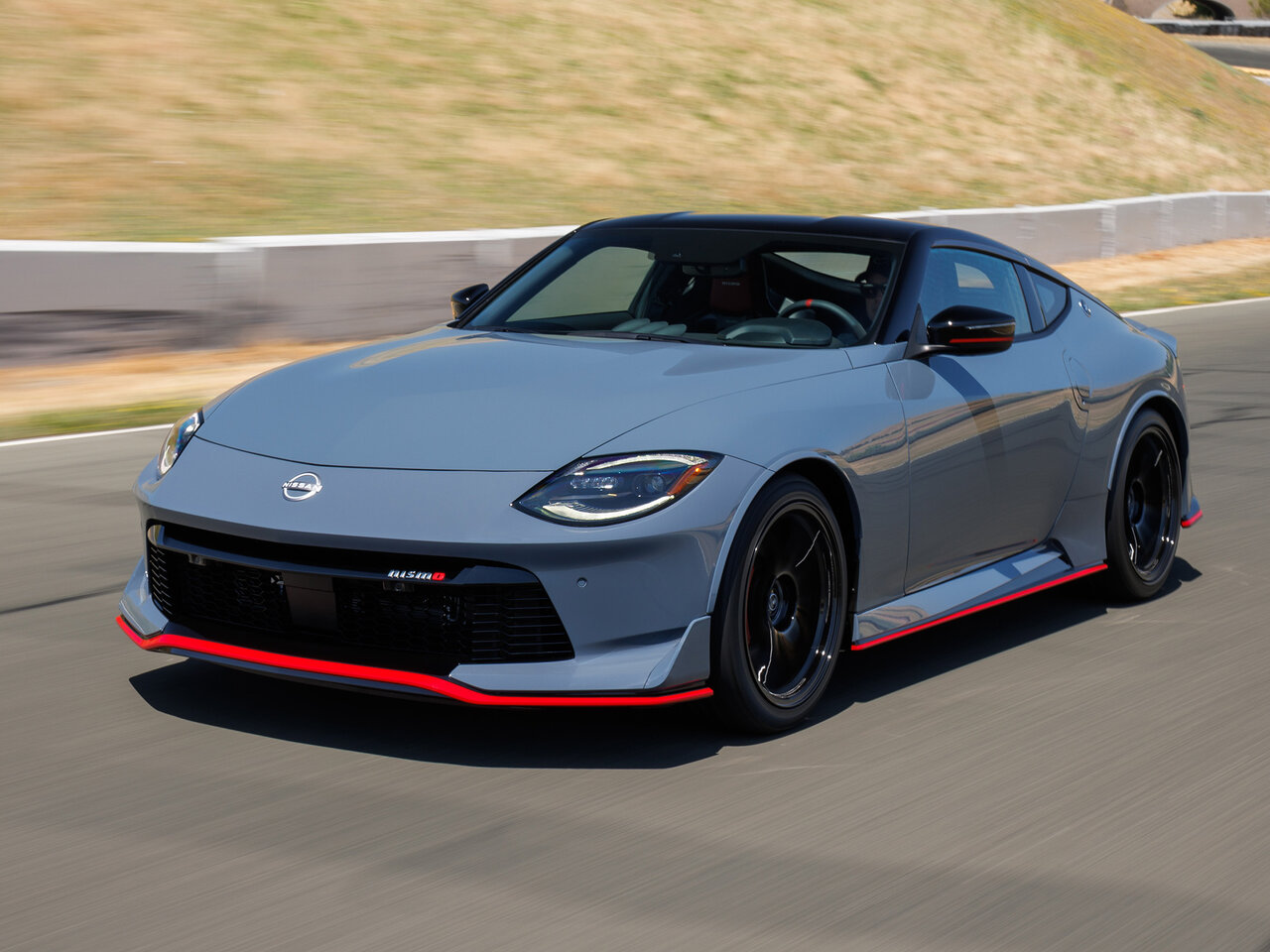 Nissan Z I купе nismo, 2021–н.в.