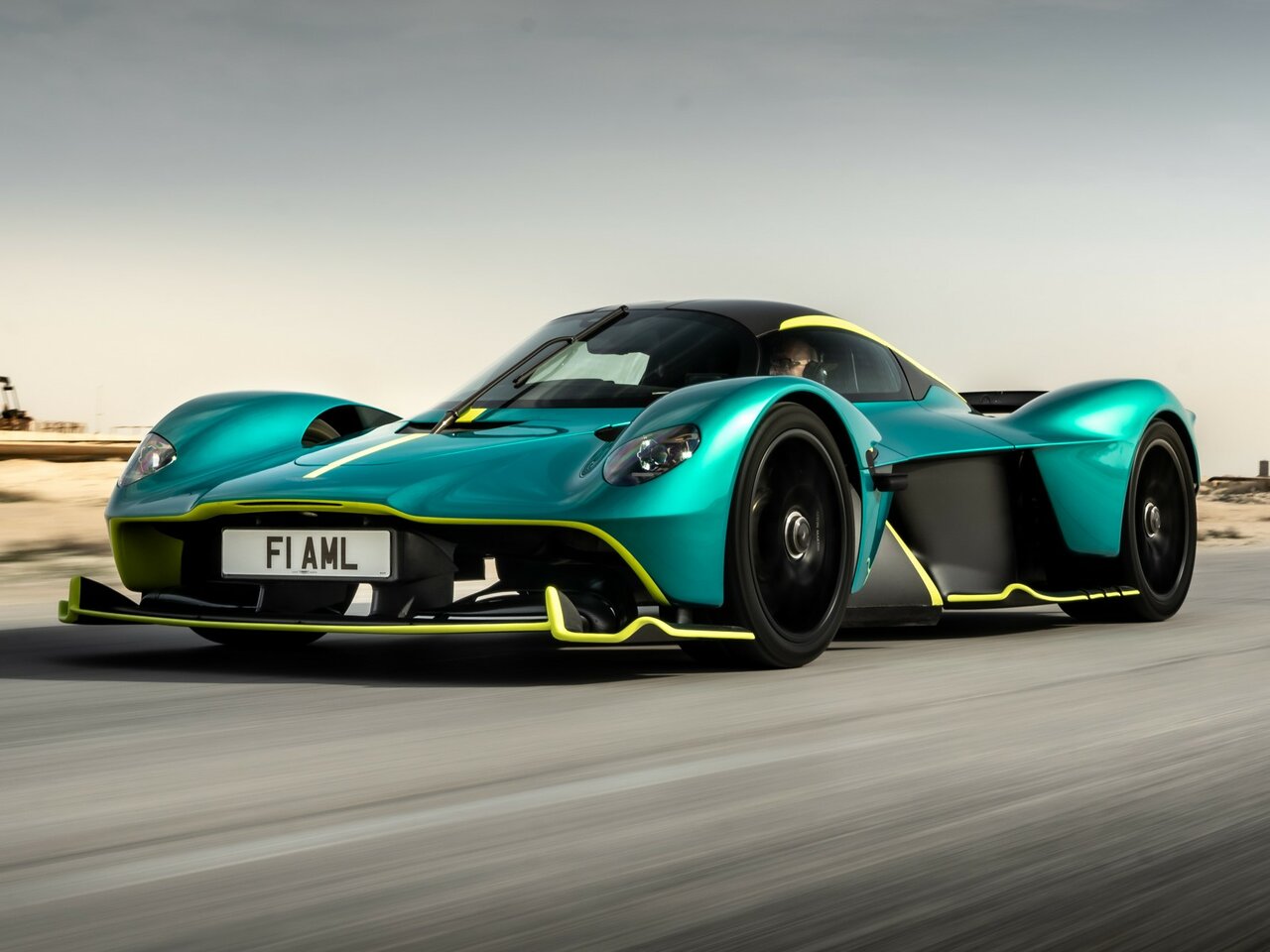 Aston Martin Valkyrie I купе, 2021–н.в.
