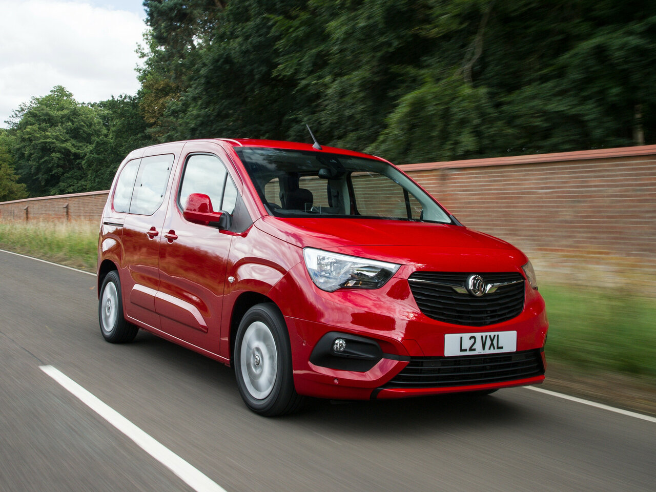 Vauxhall Combo E компактвэн, 2018–н.в.