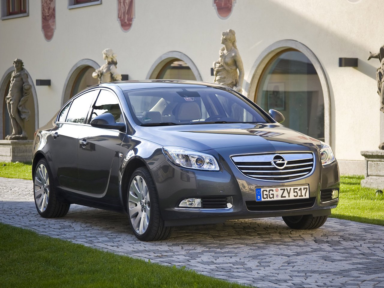 Opel Insignia I седан, 2008–2013
