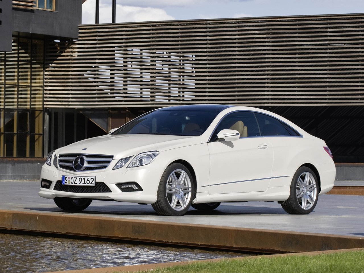 Mercedes-Benz E-Класс IV (W212, S212, C207) купе-хардтоп, 2009–2013