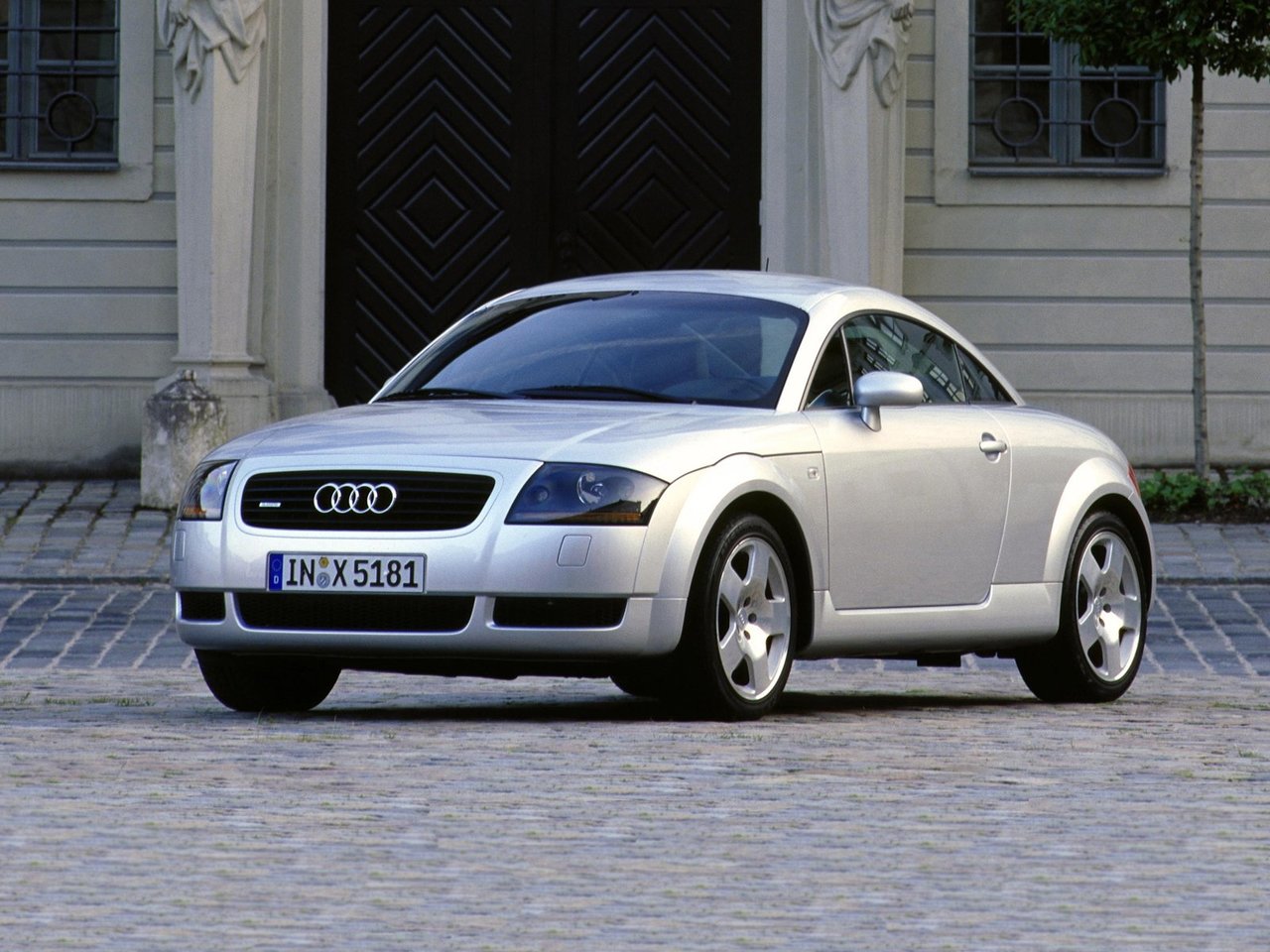 Audi TT I (8N) купе, 1998–2003